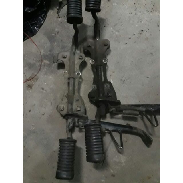 Gát máy 2 tầng w110 hay fu1.rin rã xe.còn nguyên xi.hơi xuống