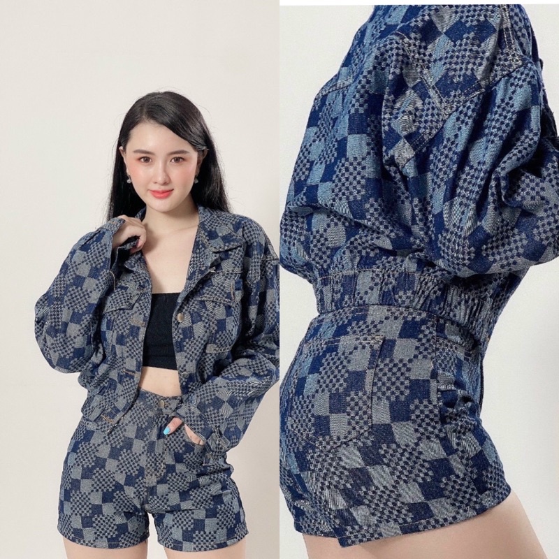 áo khoác jean nữ cao cấp dập logo mẫu trend 2021