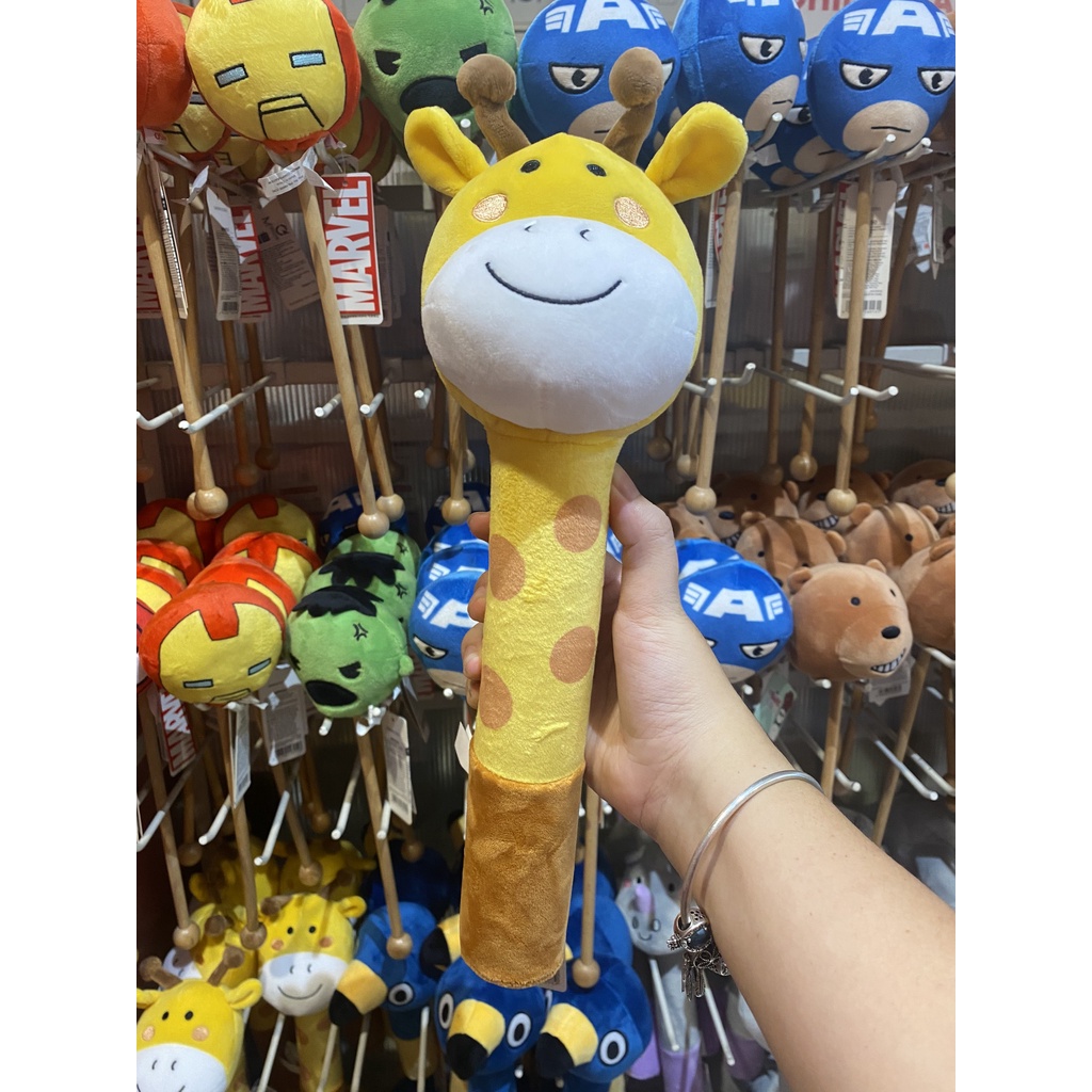 Gậy đấm lưng hình thú MINISO