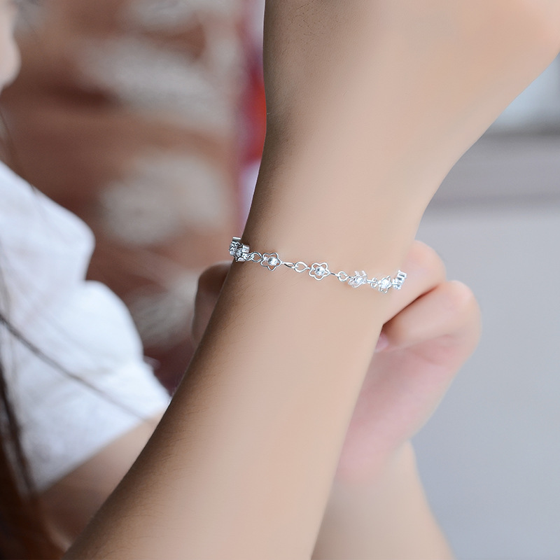 Vòng tay mạ bạc thiết kế hoa đào lấp lánh sang trọng cá tính dành cho nữ