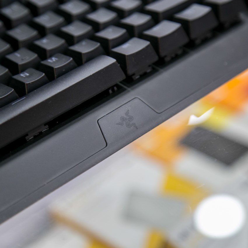 Bàn phím cơ TKL Razer BlackWidow V3 Tenkeyless RGB Razer Yellow