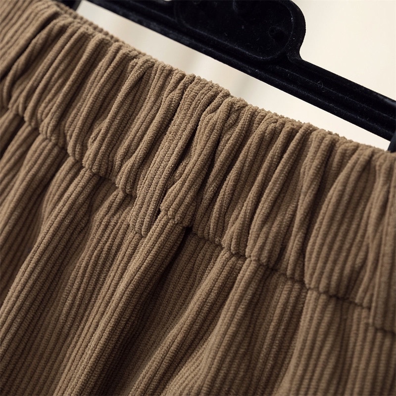 Chân váy nhung tăm cạp cao dáng suông lưng chun