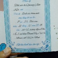 Combo 40 thiệp thôi nôi hình bé ôm bóng (đã in thông tin)