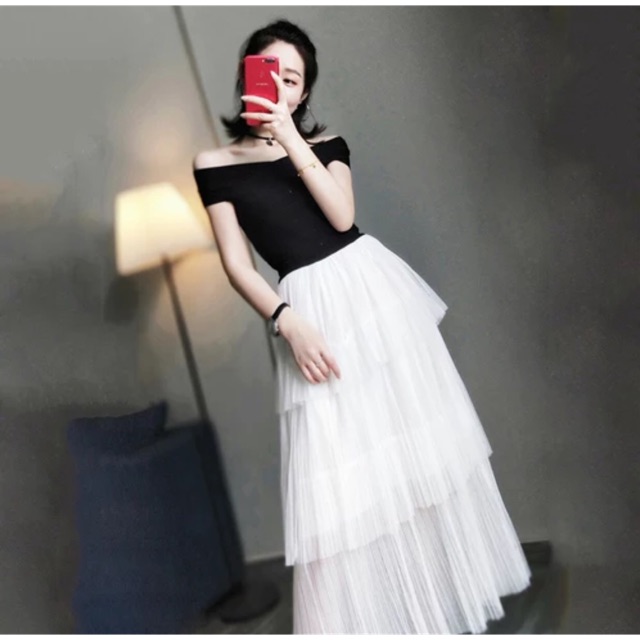 Đầm xoè tầng