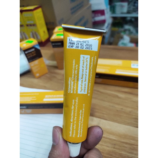 Betadin mỡ bôi sát khuẩn