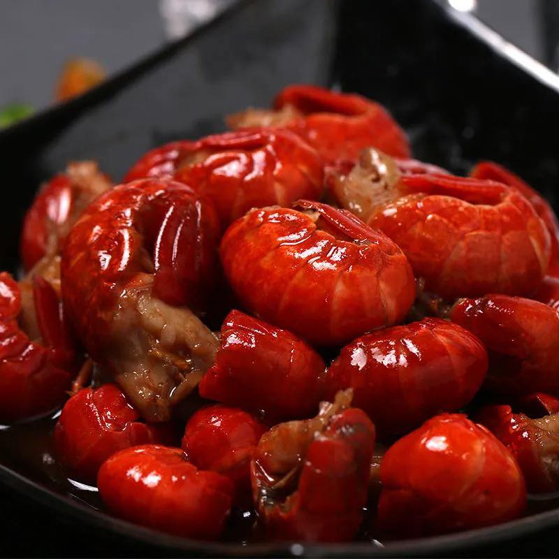 TÔM HÙM ĐẤT SỐT CAY ĐÓNG HỘP