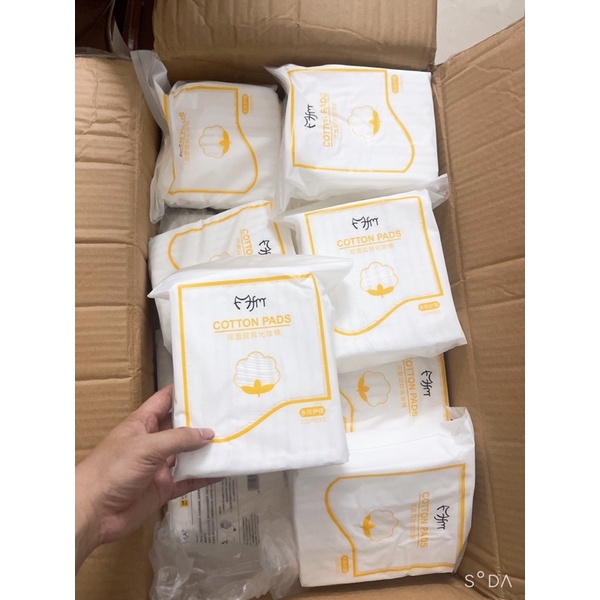 Bông tẩy trang 222 miếng FM Cotton Pad 3 Lớp FM