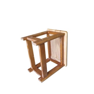 Ghế đẩu gỗ nhỏ