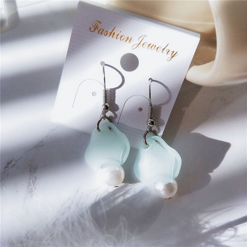 Silver Needle Shell Rhinestone Flower Pearl Earrings