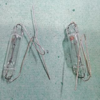 Bóng đèn cầu chì loa bose giá 1 chiếc