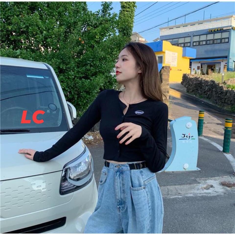 [Mã WARUN10 giảm 10K đơn 99K] Áo Croptop Dài Tay 5 Cúc Dọc In SPUNHG 3 Màu Siêu Xinh | BigBuy360 - bigbuy360.vn