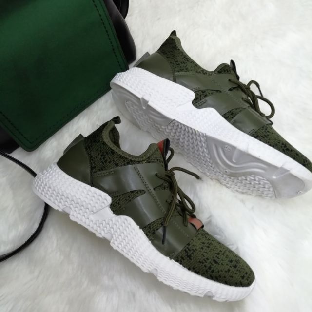 Giày sneaker nam buộc dây phối da sườn