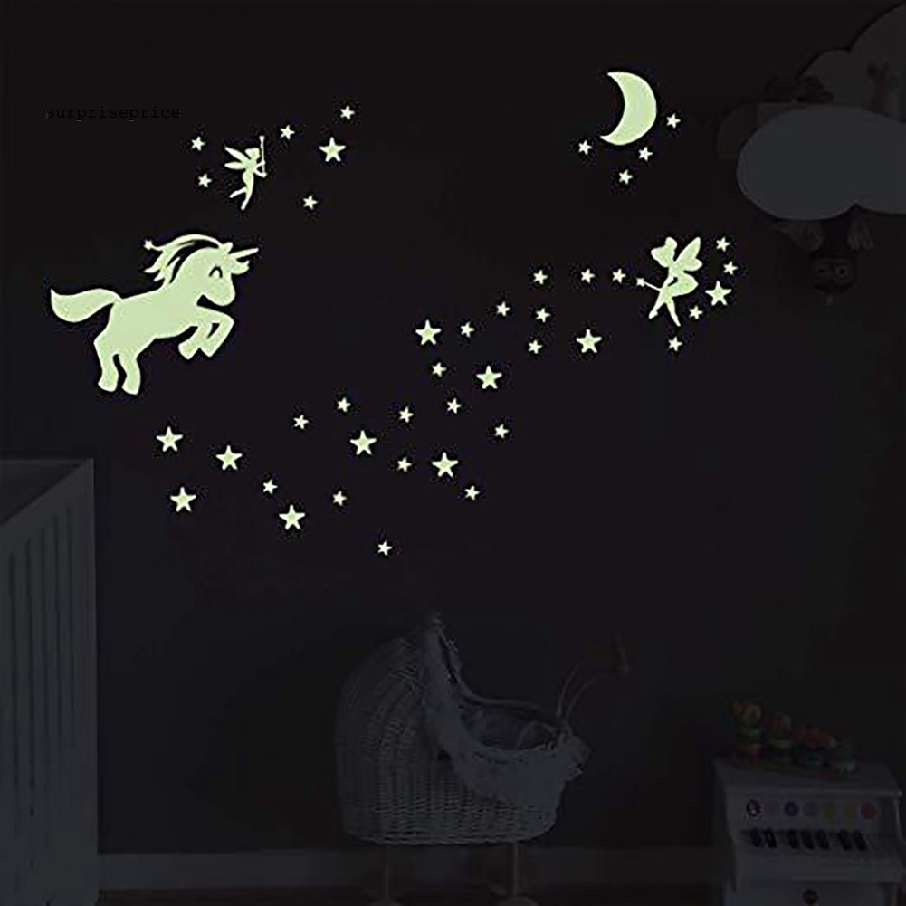Miếng Dán Tường Trang Trí Hình Kỳ Lân Dạ Quang Xinh Xắn