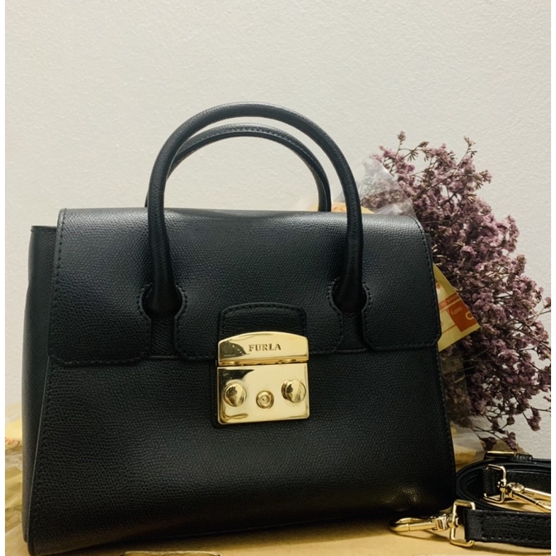 THANH LÝ TÚI SATCHEL S METROPOLIS FURLA MÀU ĐEN HUYỀN THOẠI