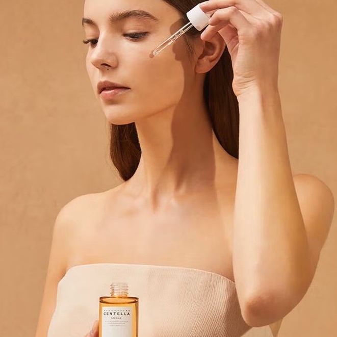 Serum Centella Rau Má Giảm Mụn Skin1004 Madagascar Centella Asiatica 100 Ampoule 100ml