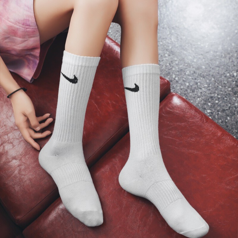 Giày Thể Thao Nike Phối Vớ Cổ Cao Kiểu Hàn Quốc Thời Trang Xuân Thu Cho Nữ