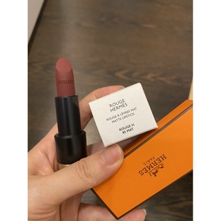 Son Her mes 85 Rouge H - Matte Đỏ quyến rũ