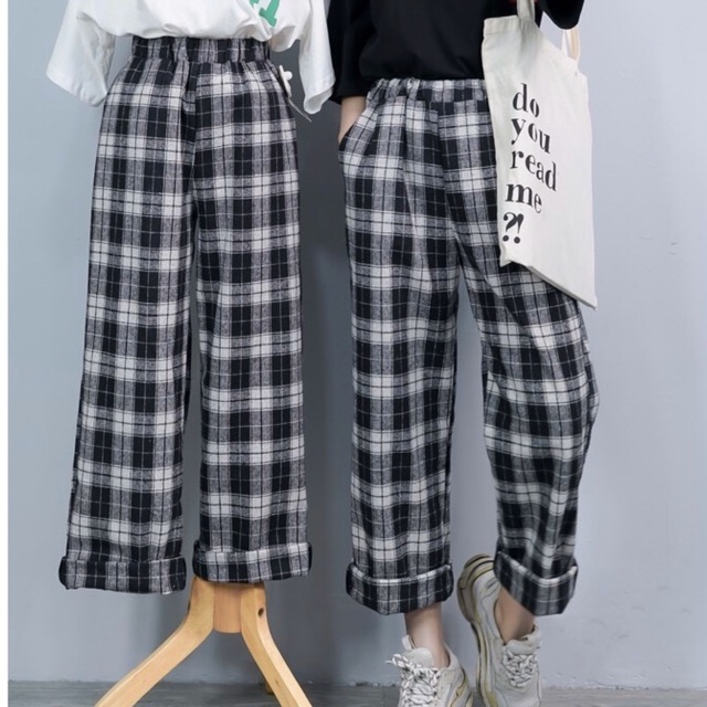 Quần kẻ caro ống rộng