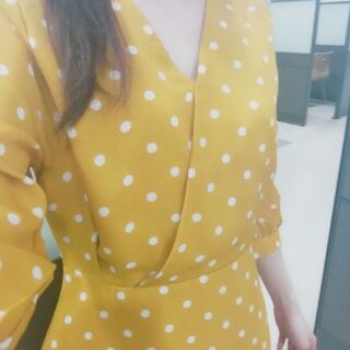 (Thanh lý nghỉ bán) Váy vàng chấm bi tay lửng cực yêu