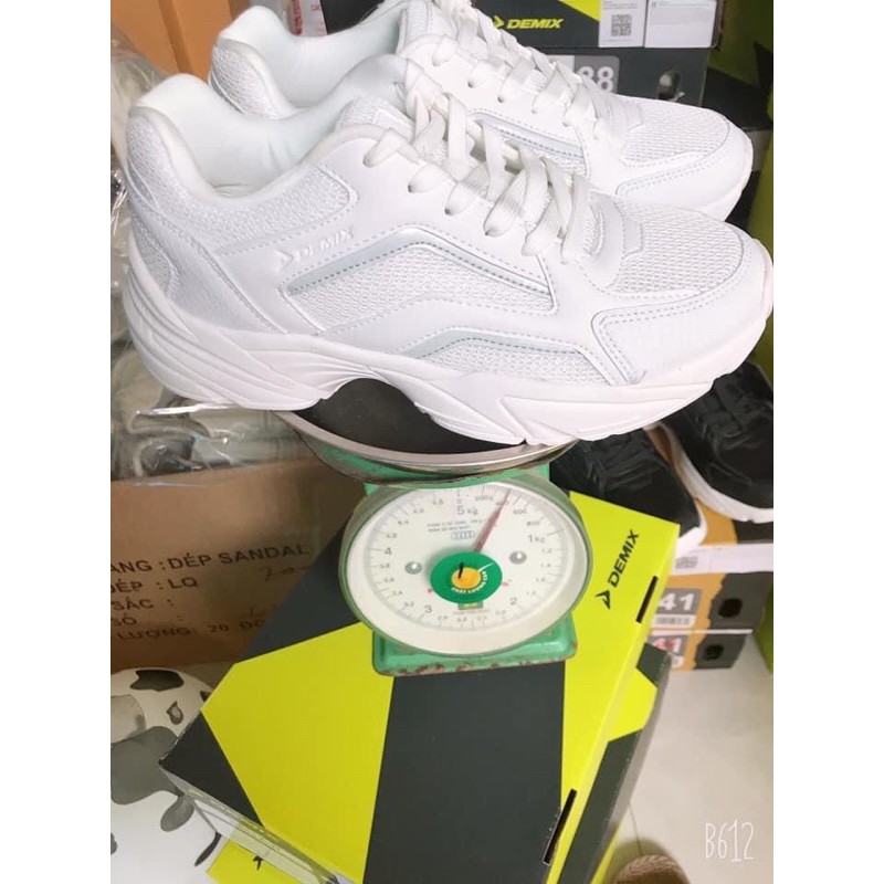 Giày thể thao nữ trắng chính hãng siêu nhẹ | BigBuy360 - bigbuy360.vn