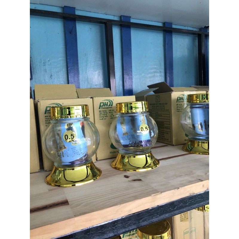 BÌNH NGÂM SÂM MẬT ONG 0,5L