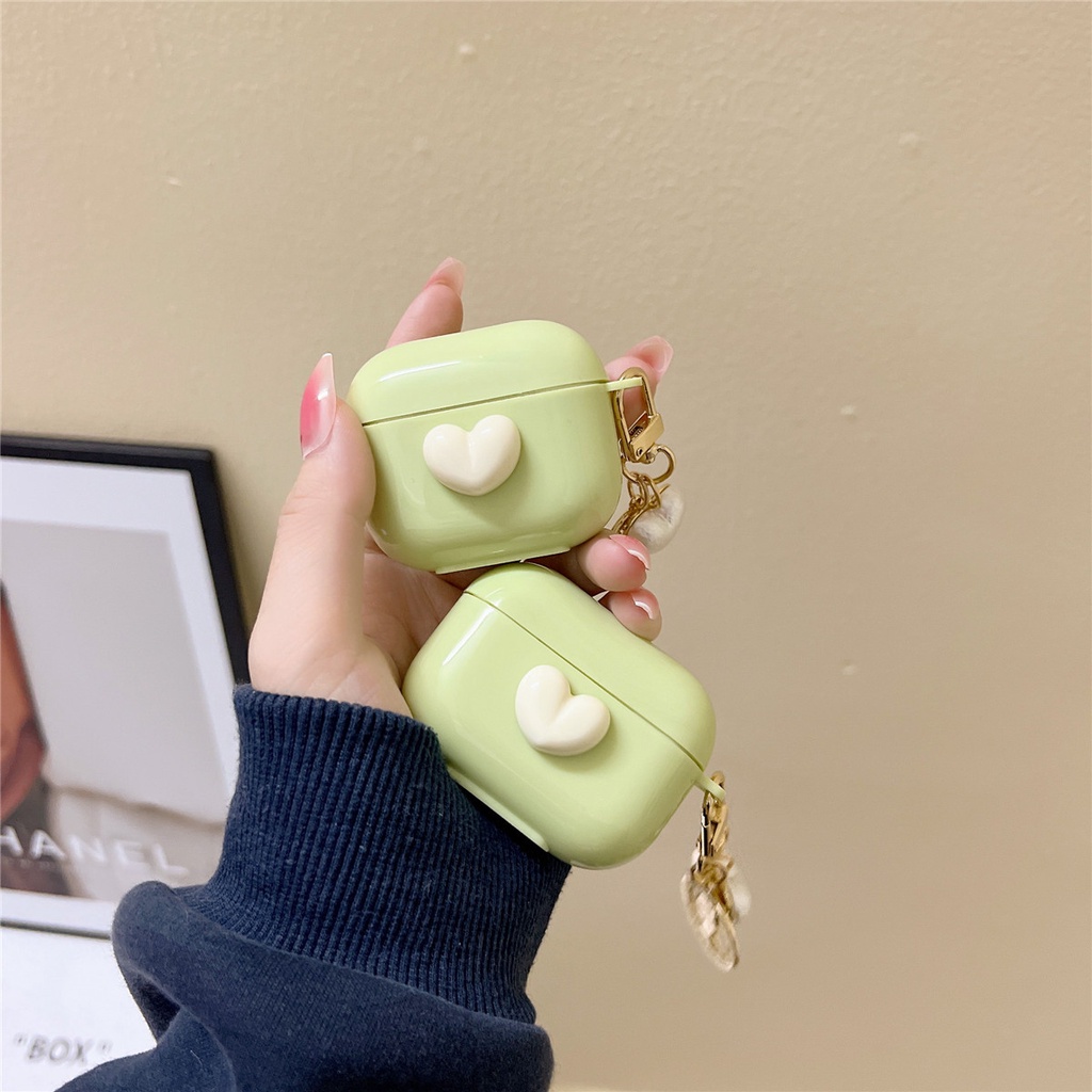 Vỏ Bảo Vệ Hộp Sạc Tai Nghe AirPod 1/2/3 Pro 1/2/3 Bằng Silicon Màu Trắng/Xanh Lá Phối Mặt Dây Hình Trái Tim Dễ Thương