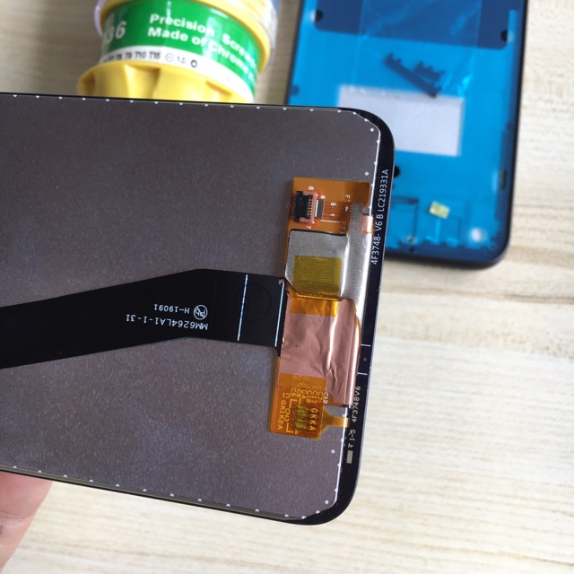 Combo Bộ Vỏ Sườn + Màn Hình Redmi 7 Zin Hàng Cao Cấp (Tặng Bộ Tua Vít Đa Năng)