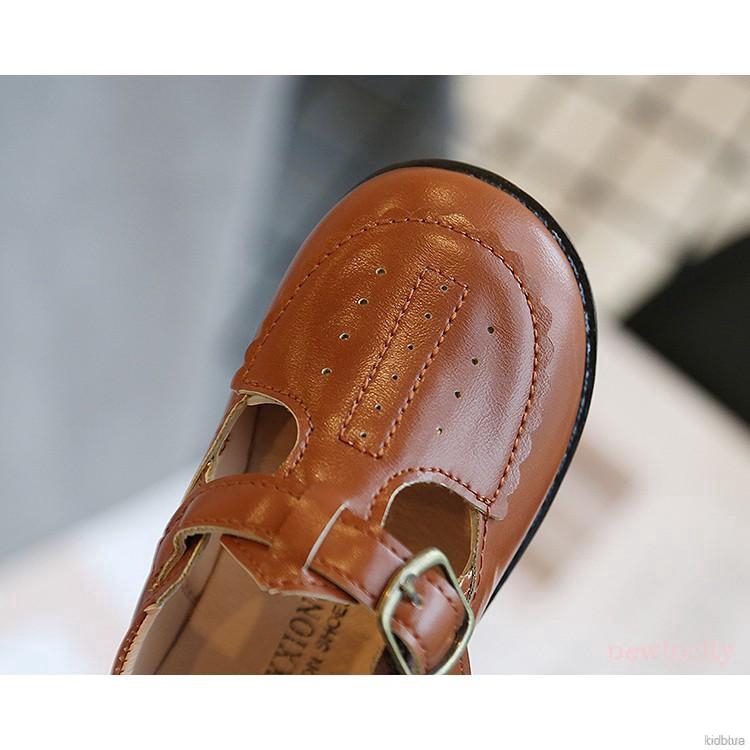 Đôi giày sandal kiểu dáng đơn giản phong cách Hàn Quốc cho bé