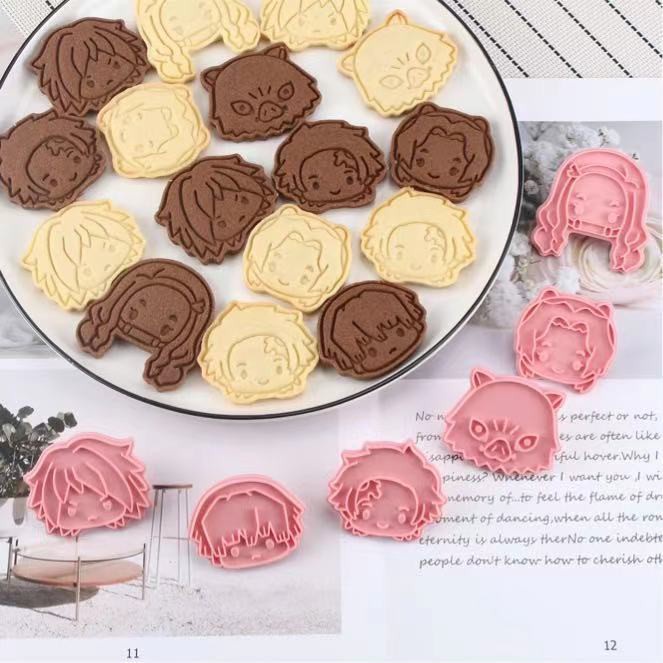 Set 6 khuôn cắt bánh quy kiểu dáng nhân vật hoạt hình