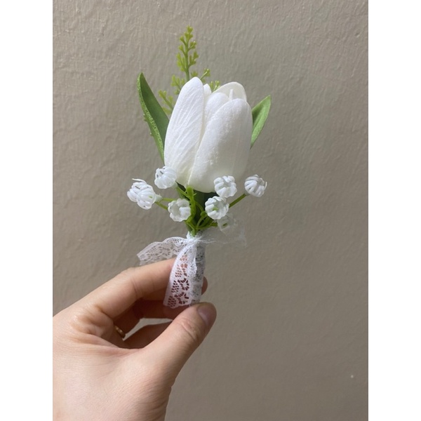 Hoa cài áo chủ rể