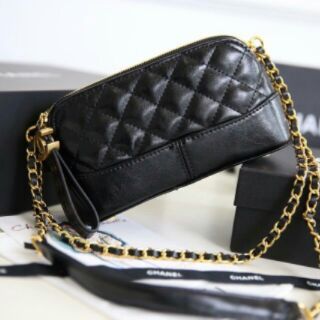 Túi hobo dáng clutch
