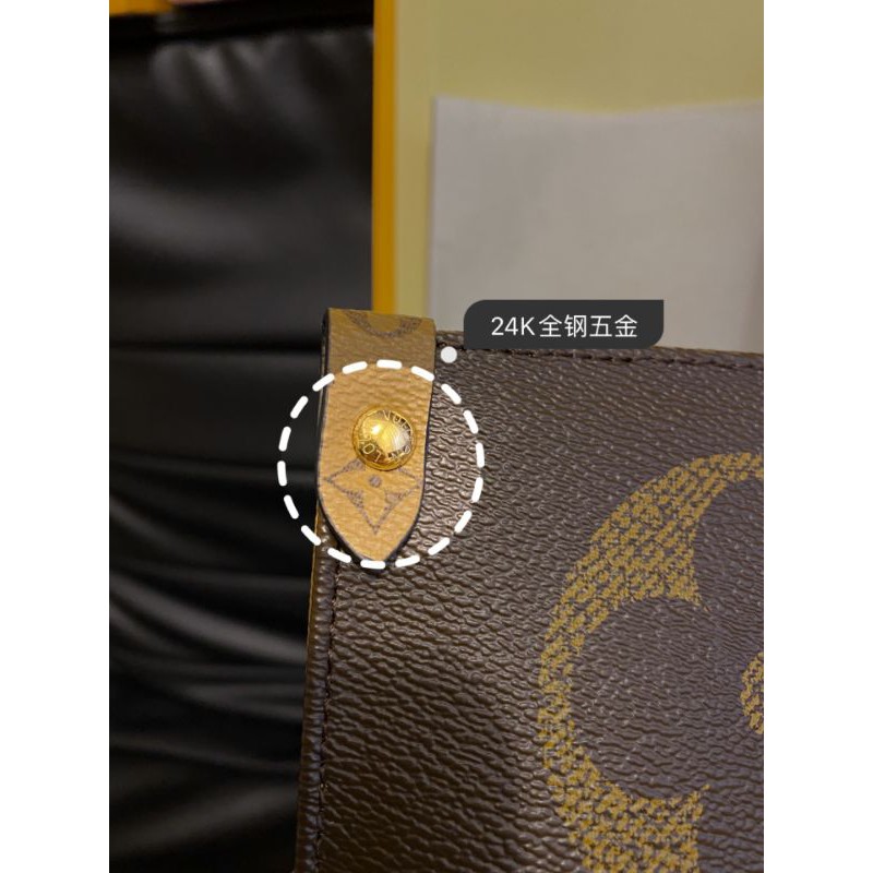 Túi xách tay nữ size lớn Lv Onthego phiên bản giới hạn