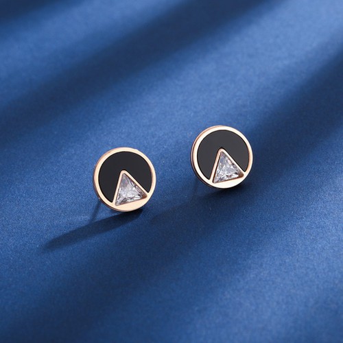 Bông Tai Nữ Hình Tròn Titan Ko Đen TT 2300