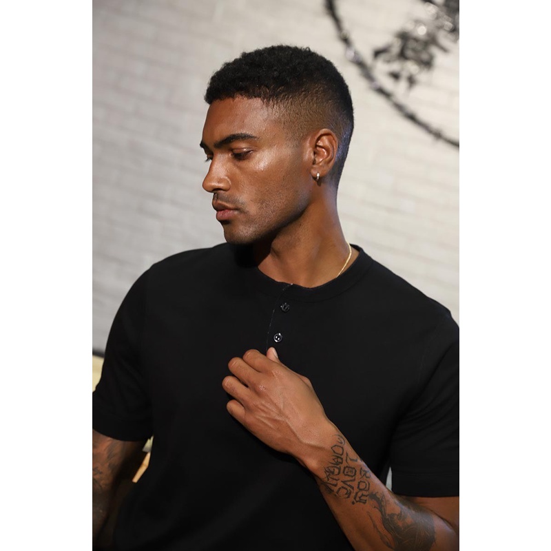 Áo Thun Nam Cổ Tròn Trơn Cotton Basic Co Giãn Tốt Nhiều Màu A26