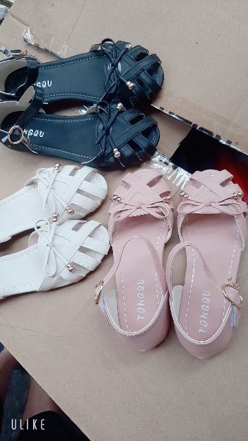 SANDAL RỌ QUẢNG CHÂU CAO CẤP,DÉP QUAI HẬU ĐI HỌC CHO BÉ GÁI