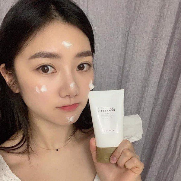 Kem Dưỡng Ẩm Da Rau Má Skin1004 Madagascar Centella Phục Hồi Da, Skin 1004 Soothing Cream Cho Da Dầu và Da khô