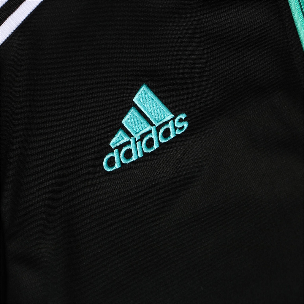 Áo khoác bóng  21-22 đá Arsenal