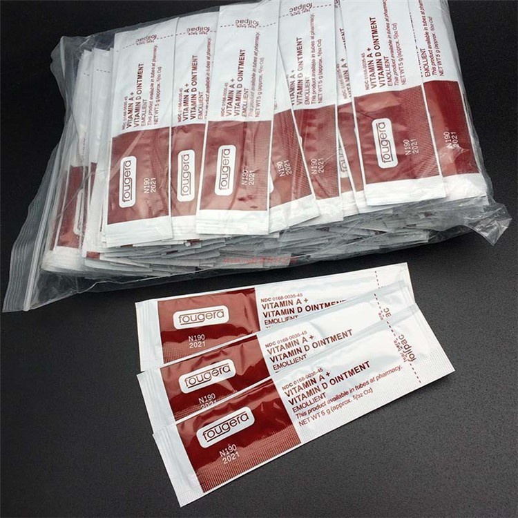 Dưỡng mày ,dưỡng gói vitamin A D chuyên dùng sau phun xăm mày môi