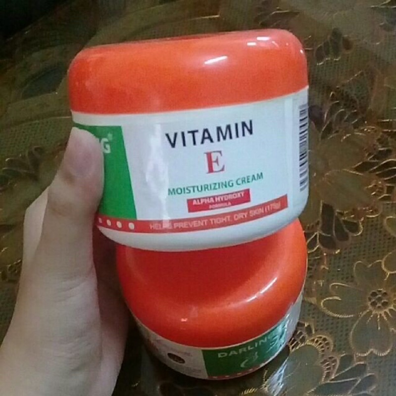 Kem Massage Mặt Vitamin E Giúp Giữ Ẩm Mềm Mịn Da