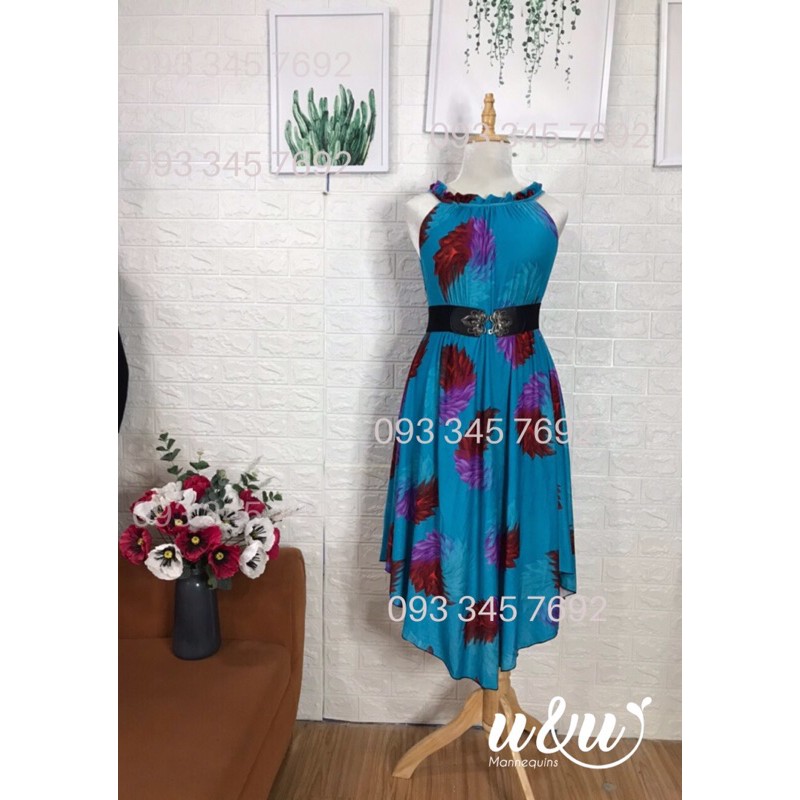 Manocanh nhung bigsize chân gỗ