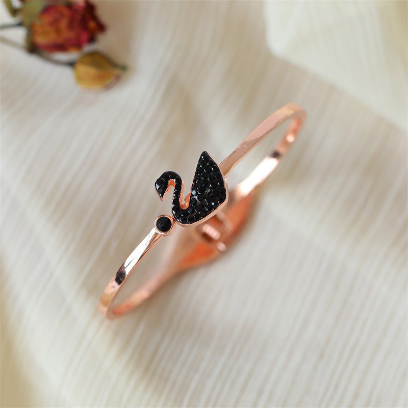 Vòng Tay Hợp Kim Hình Thiên Nga Đính Đá Xinh Xắn Cho Nữ