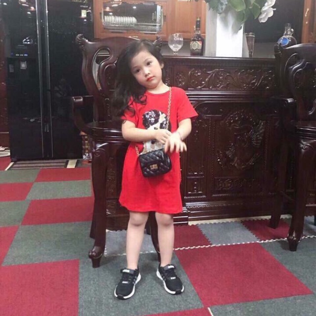 Váy cún kim sa