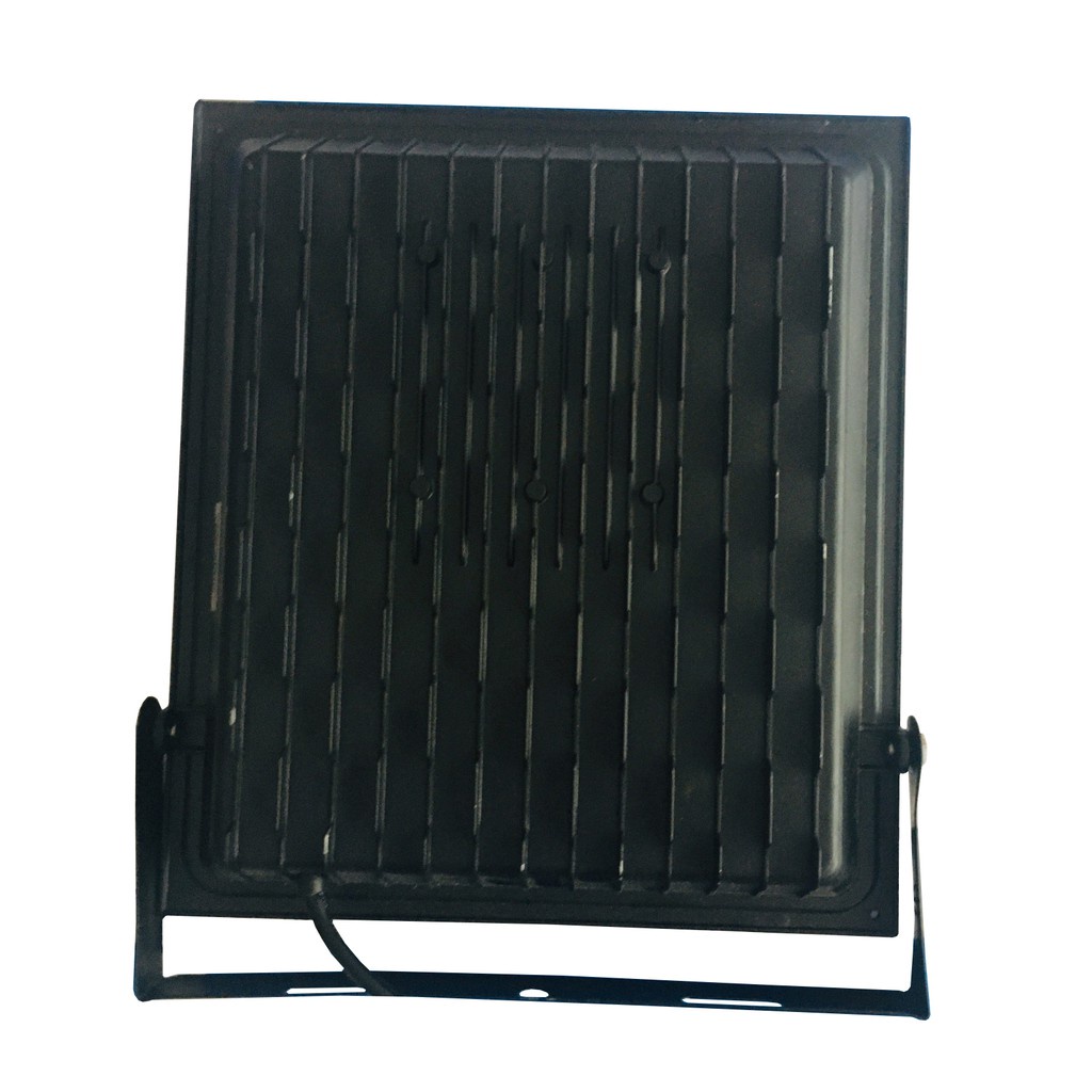 Đèn Pha LED 100w ESNCO Chịu Nước Chịu Ngập Theo Tiêu Chuẩn IP66 Hiện Đại