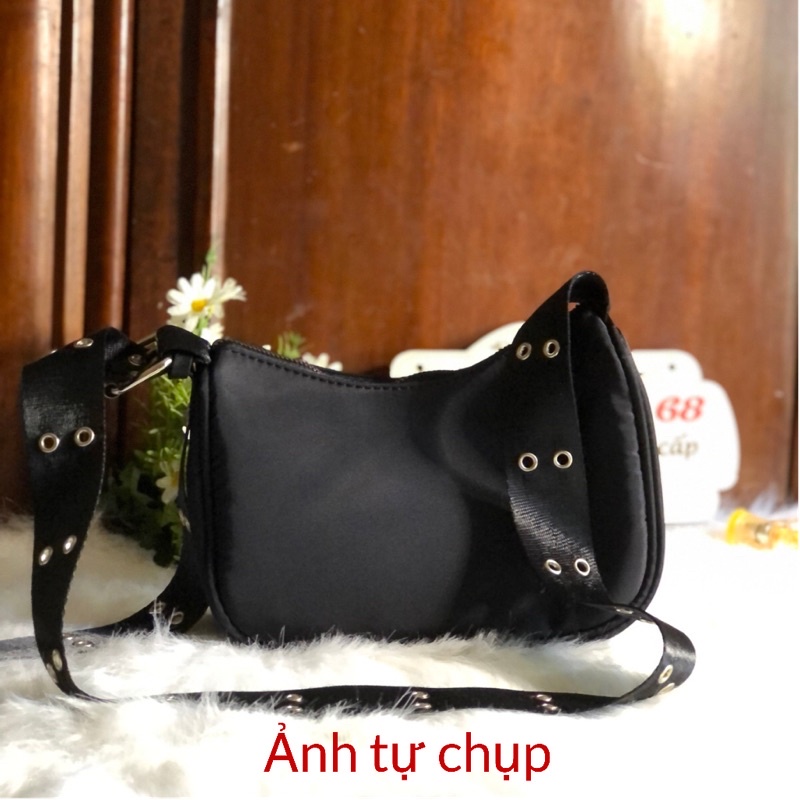Túi Xách Đeo Chéo Nữ Vải Dù Cao Cấp Size 24 Dây Đeo Khoét Lỗ  Màu Đen Thiết Kế Đơn Giản Phong Cách Hàn Quốc