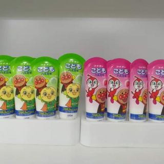 Kem đánh răng Lion Nhật Bản cho bé