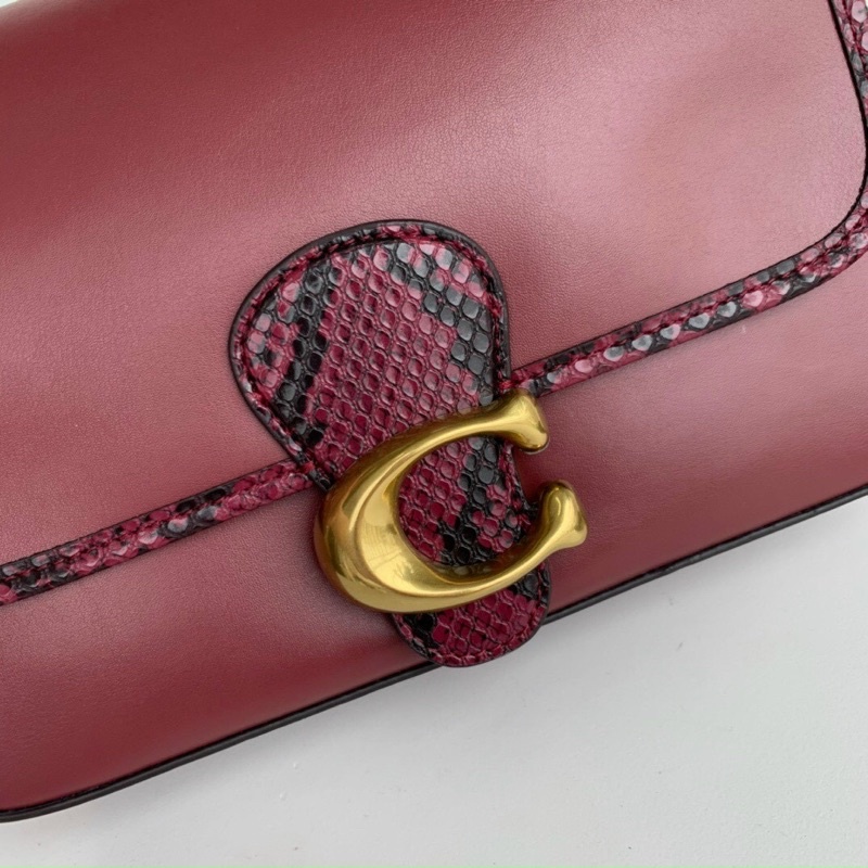 Túi đeo chéo Coach Soft Tabby da mềm