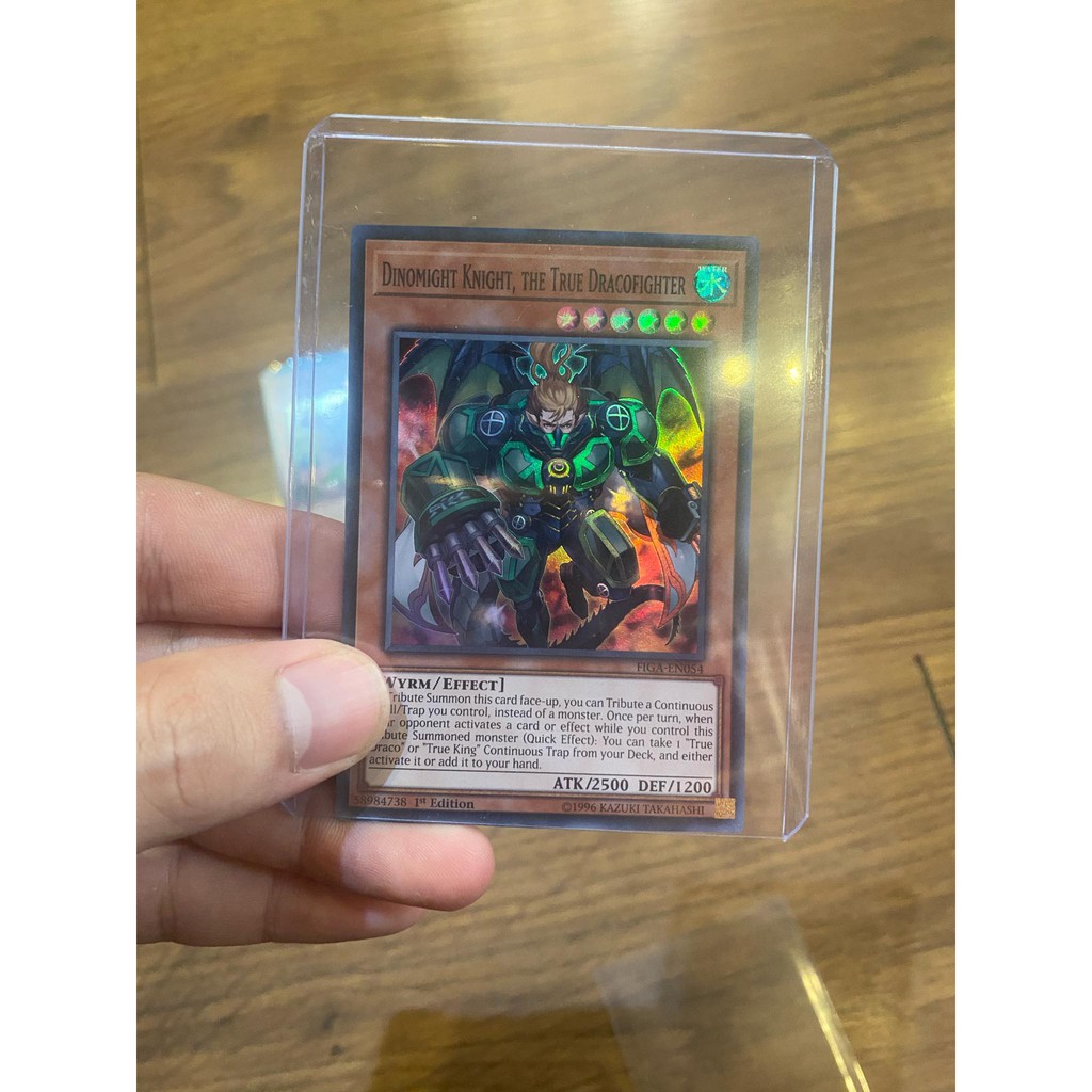 Lá bài thẻ bài Yugioh Dinomight Knight the True Dracofighter – Super Rare - Tặng bọc bài nhựa bảo quản