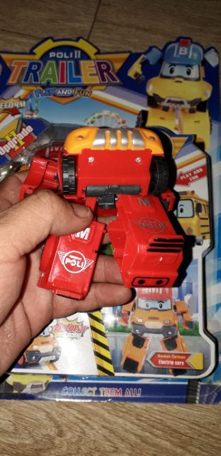 Lắp ráp Robot biến thành xe Poli bằng nhựa rất đẹp