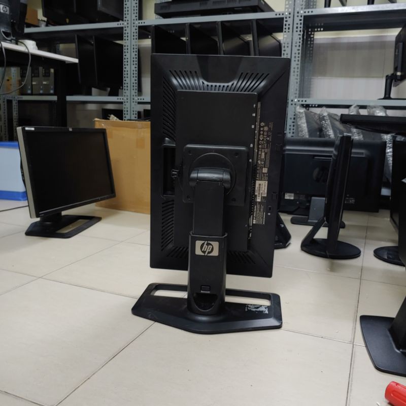 Màn hình máy tính cũ HP ZR22W chuyên đồ họa | BigBuy360 - bigbuy360.vn