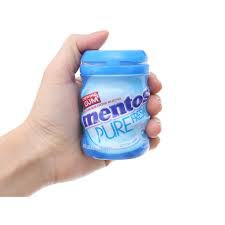 Sing Gum Không Đường Mentos Pure Fresh Hương Bạc Hà Hộp 6 Hũ